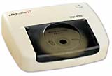 Primera Thermodrucker Signature Z1 für einfarbigen Druck auf normale CD oder DVD Medien. Zur Auswahl stehen schwarze, rote, blaue oder grüne Farbbänder. Besonders preiswerter Thermodrucker für kleine Mengen